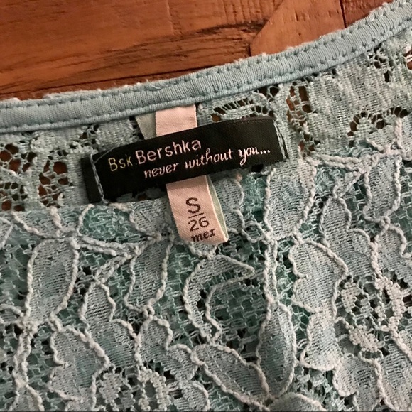 Size S Beautiful Bershka Lace top - Picture 3 of 5